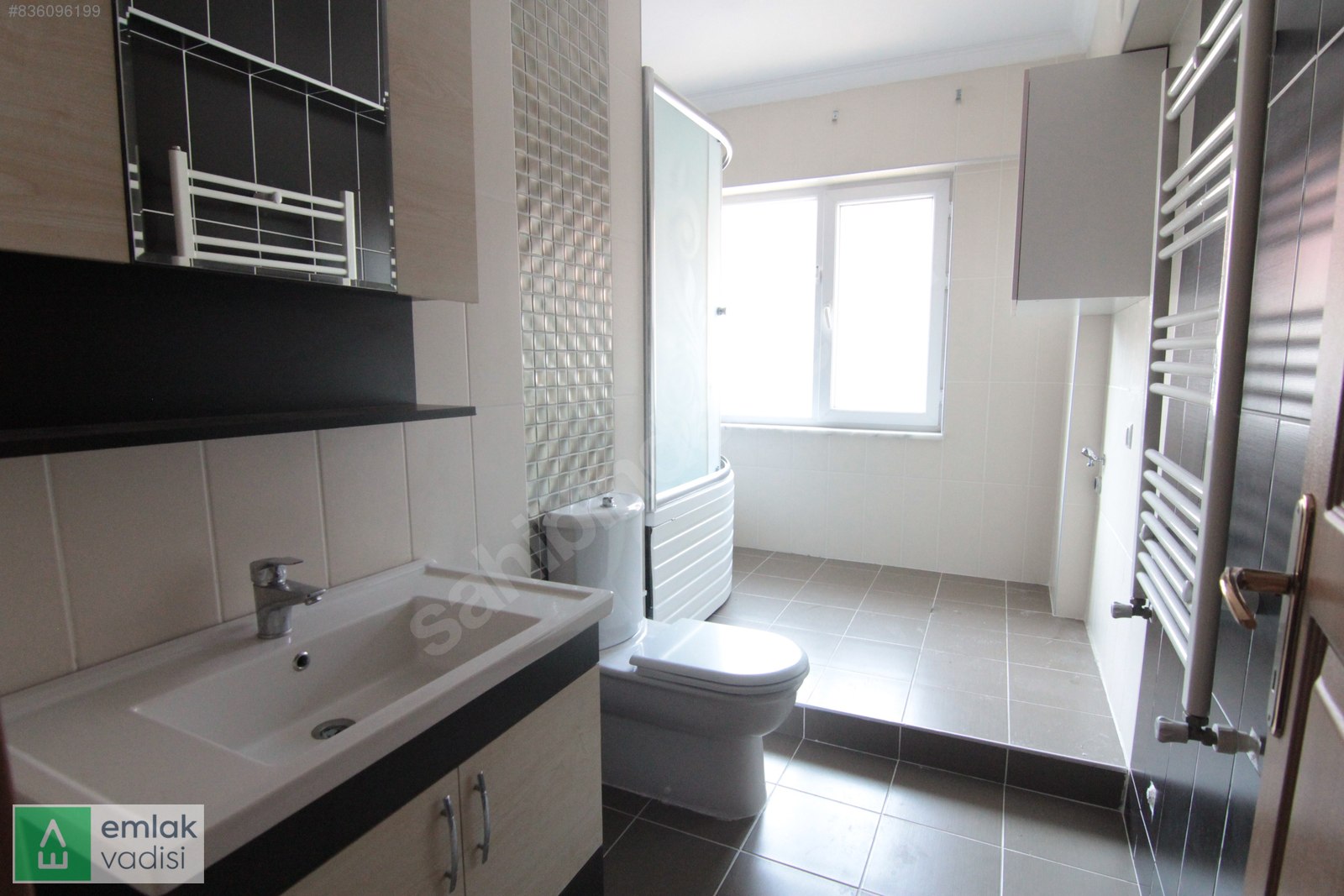 Maltepe�de Manzara�lı 220 m2 3+1 Çatı Dubleks EmlakVadisi