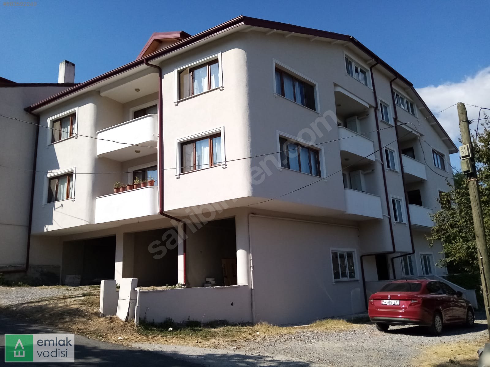 SERDİVAN�DA EŞYALI KİRALIK DAİRE EmlakVadisi